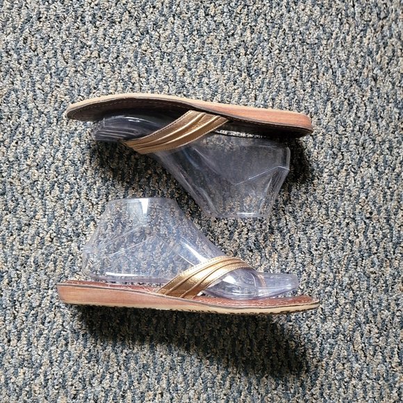 Gold Reef Cushion Thong Sandals Size 7.5 - Picture 9 of 14